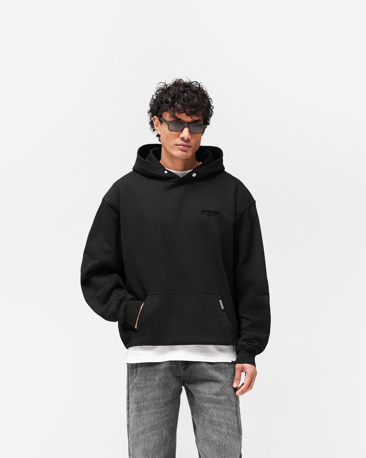 RepresentOwnersClubFlockedHoodie-Black00002_52a4cf6b-306f-4da2-9af5-66d6804110a4